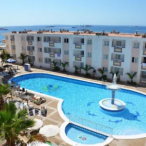 Vibra Tropical Garden Apartment